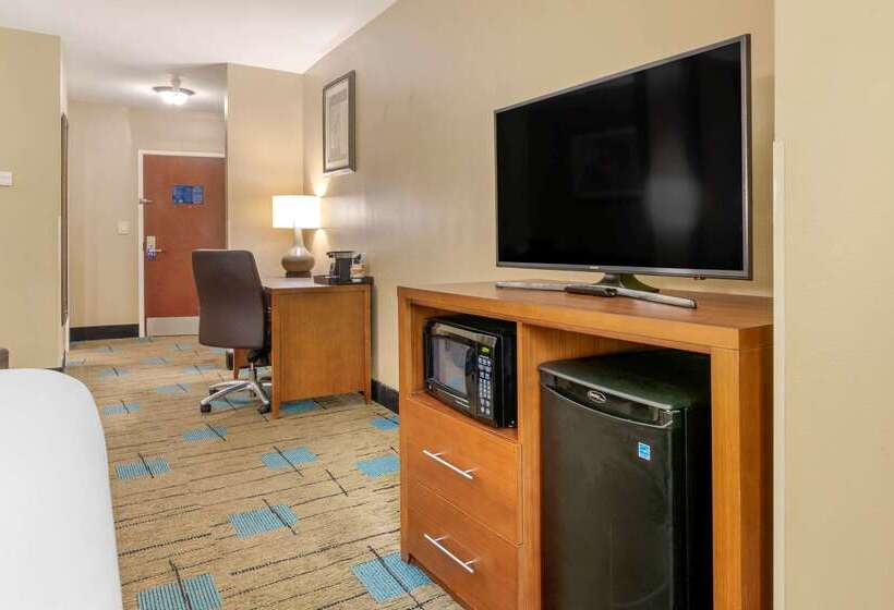 Hotel Comfort Suites Near Mcas Beaufort