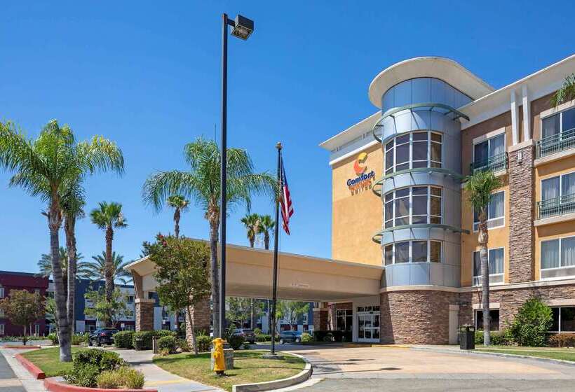 هتل Comfort Suites Ontario Airport Convention Center