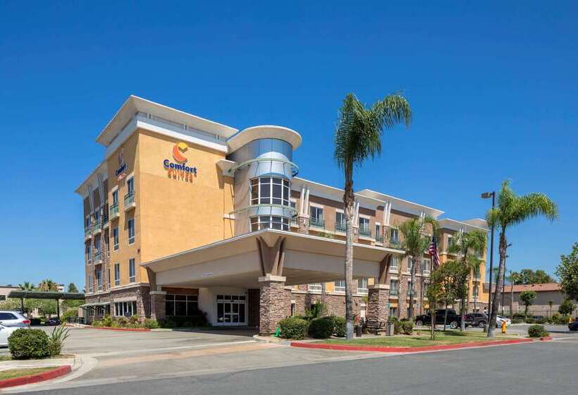هتل Comfort Suites Ontario Airport Convention Center