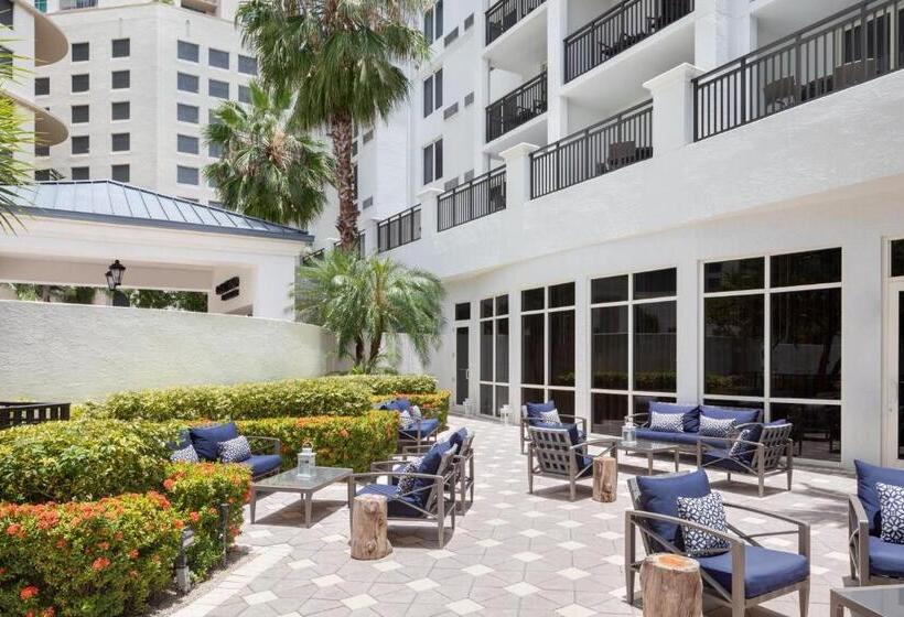 هتل Courtyard Miami Dadeland