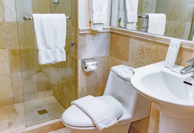 בית מלון כפרי Crown Regency Prince Resort