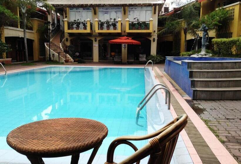 ホテル Crown Regency Residences Davao