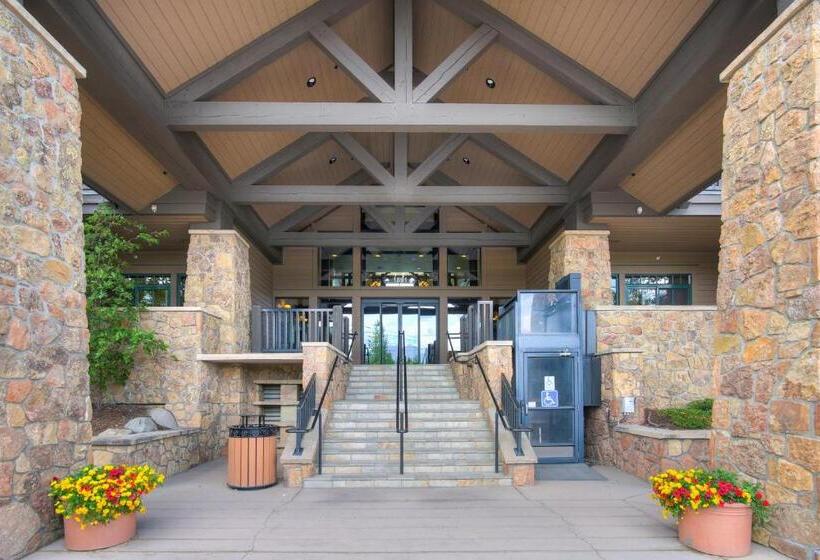 هتل Crystal Peak Lodge By Vail Resorts