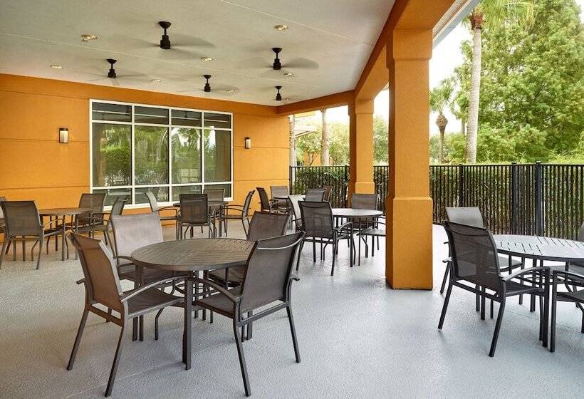 فندق Fairfield Inn & Suites Orlando At Seaworld®