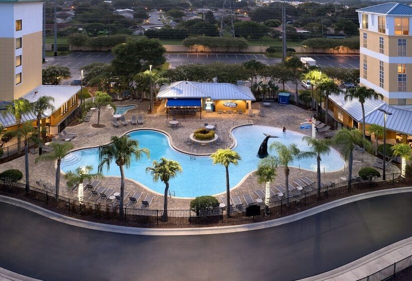 فندق Fairfield Inn & Suites Orlando At Seaworld®