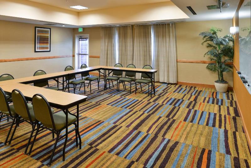 בית מלון כפרי Fairfield Inn And Suites By Marriott Elk Grove