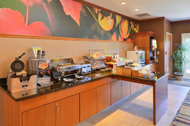 בית מלון כפרי Fairfield Inn And Suites By Marriott Elk Grove