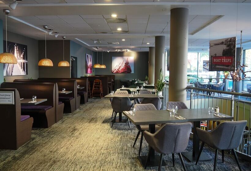 هتل Future Inn Bristol