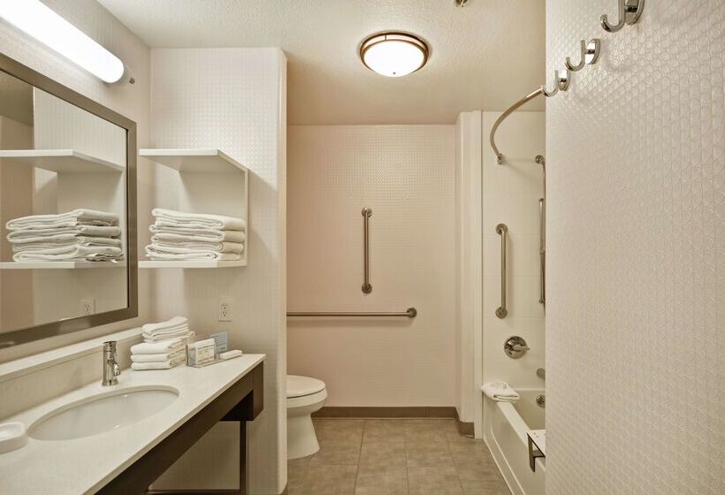 هتل Hampton Inn & Suites Yuma