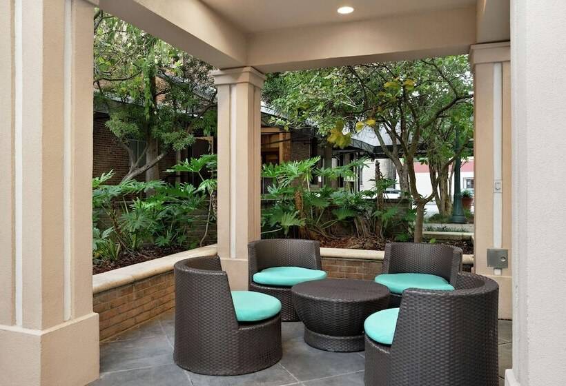 هتل Hilton Garden Inn New Orleans Convention Center