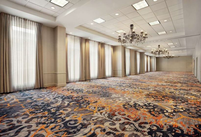 هتل Hilton Garden Inn New Orleans Convention Center