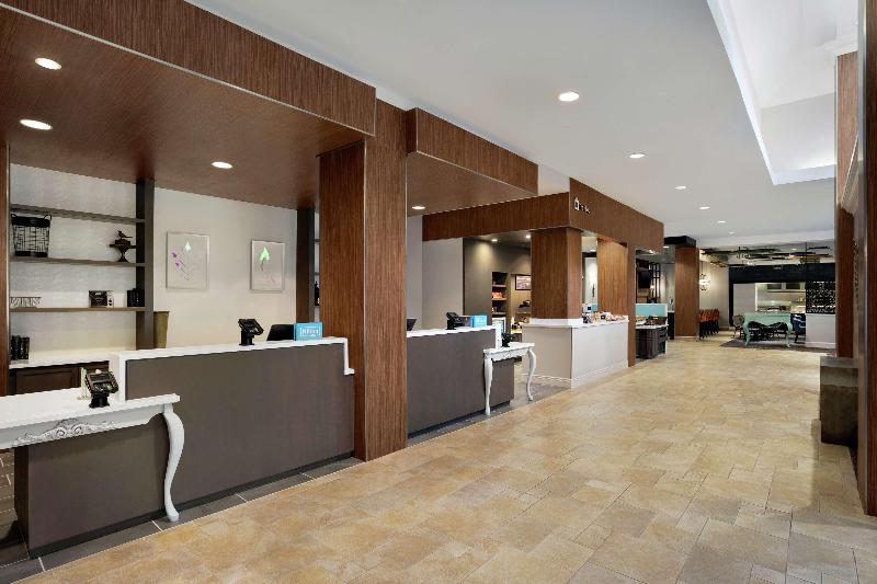 هتل Hilton Garden Inn New Orleans Convention Center