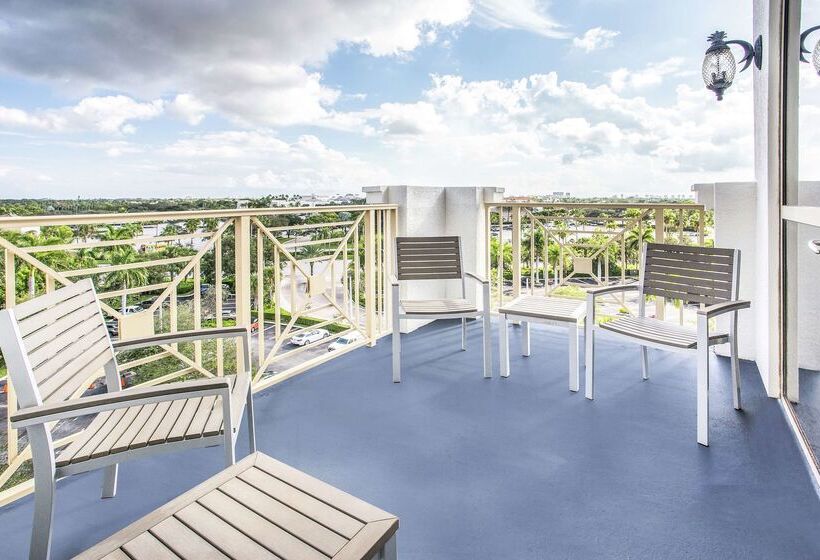 בית מלון כפרי Hilton Garden Inn Palm Beach Gardens