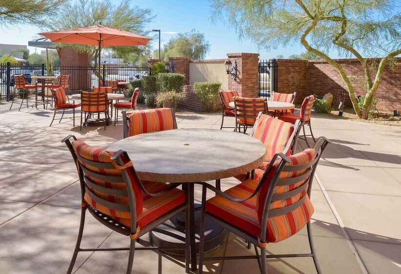 هتل Hilton Garden Inn Yuma Pivot Point