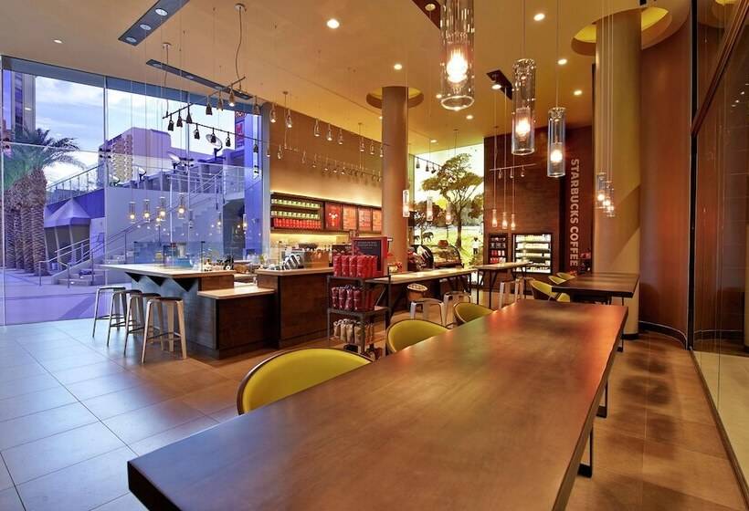 Fotos del hotel Elara By Hilton Grand Vacations  Center Strip:  108