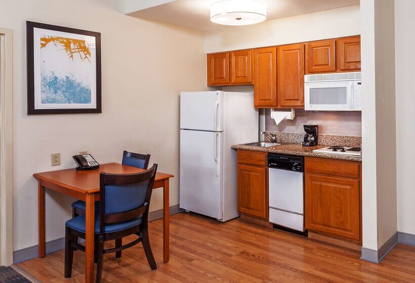 Hotel Homewood Suites By Hilton Brownsville