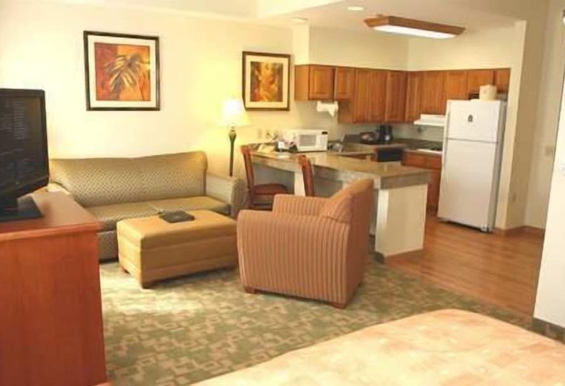 هتل Homewood Suites By Hilton Brownsville