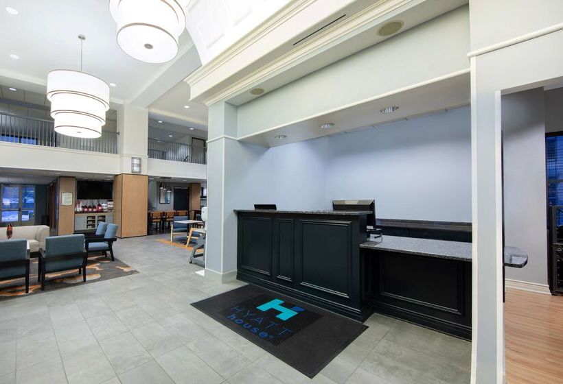 هتل Hyatt House Chicago Schaumburg