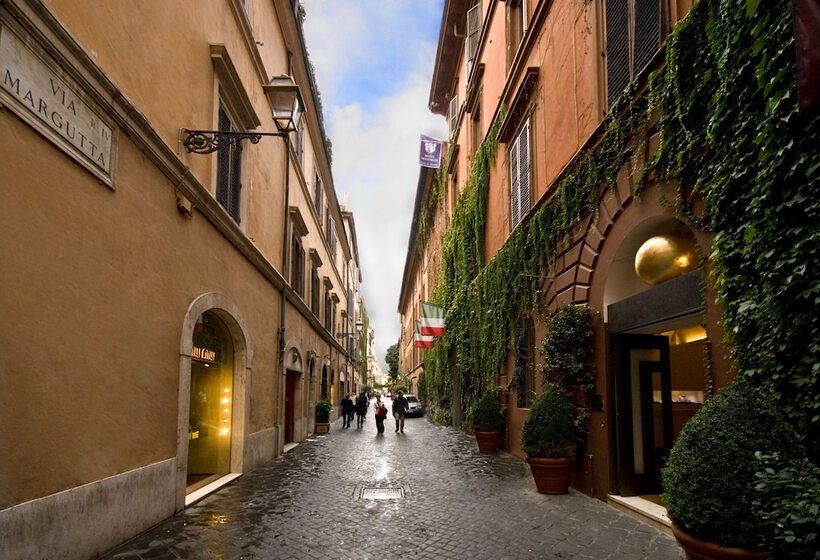 Hotel Manfredi Suite In Rome