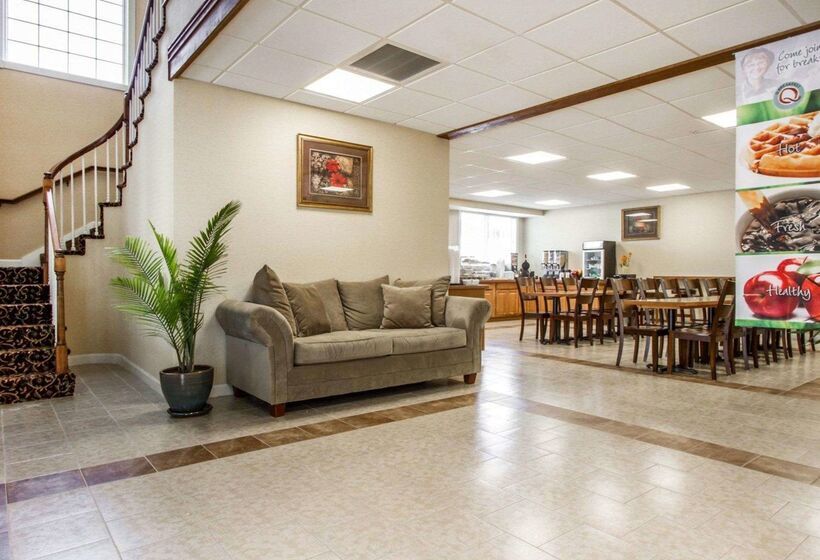 هتل Quality Inn & Suites