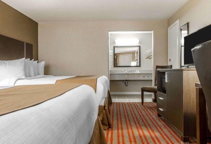 هتل Quality Inn & Suites