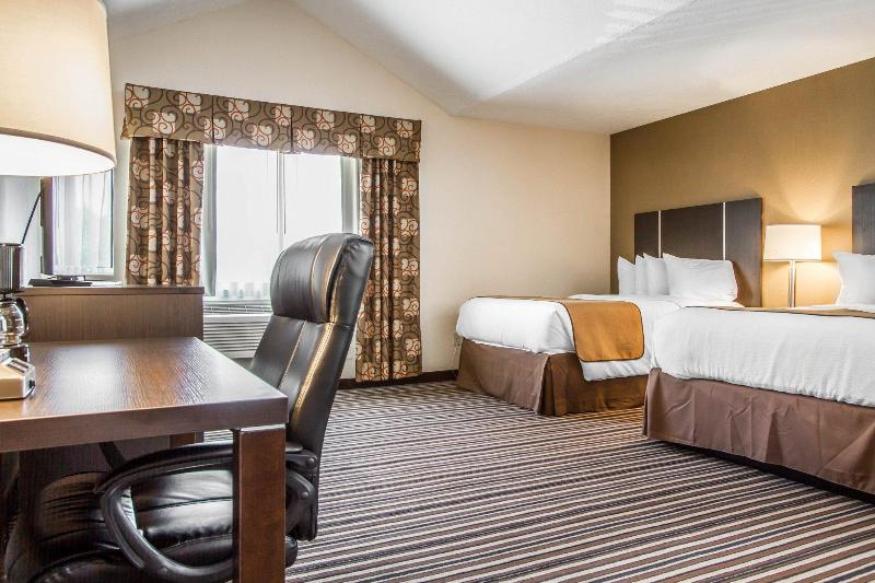 Hotelli Quality Inn And Suites