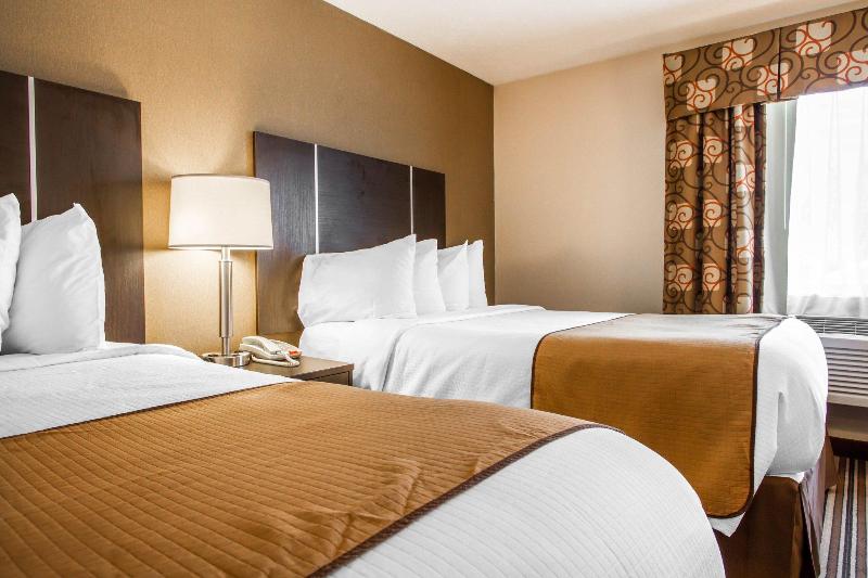 هتل Quality Inn & Suites