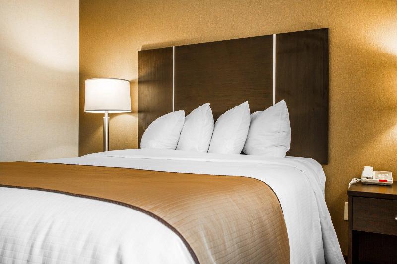 هتل Quality Inn & Suites