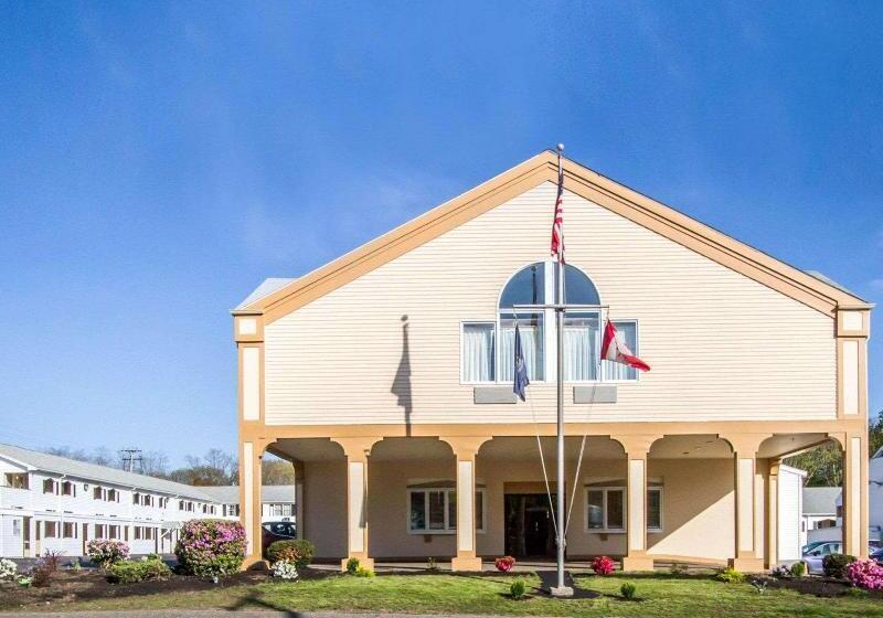 هتل Quality Inn & Suites