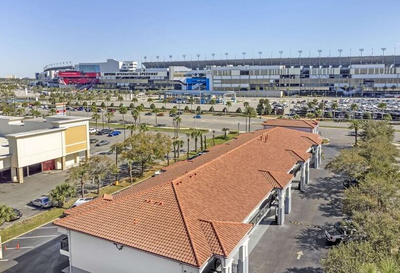 هتل Quality Inn Daytona Speedway I95