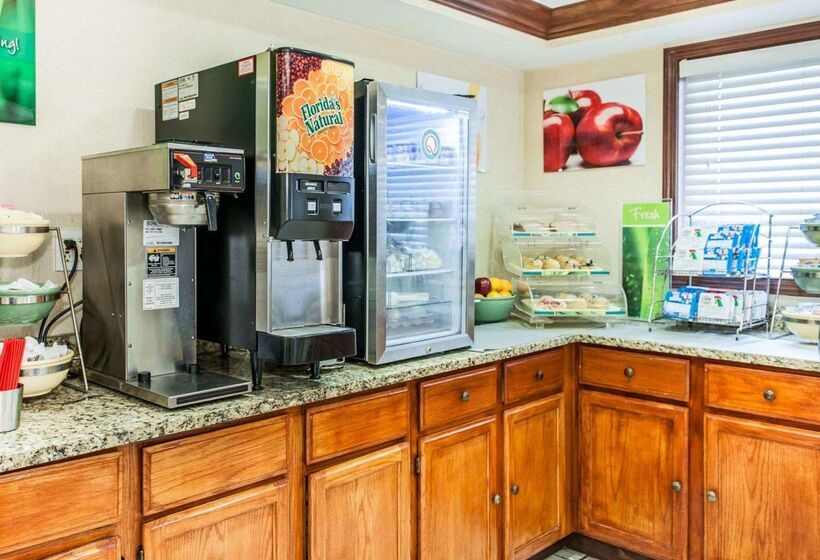 هتل Quality Inn South