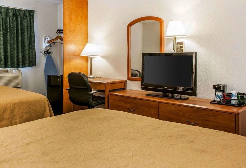 هتل Quality Inn South
