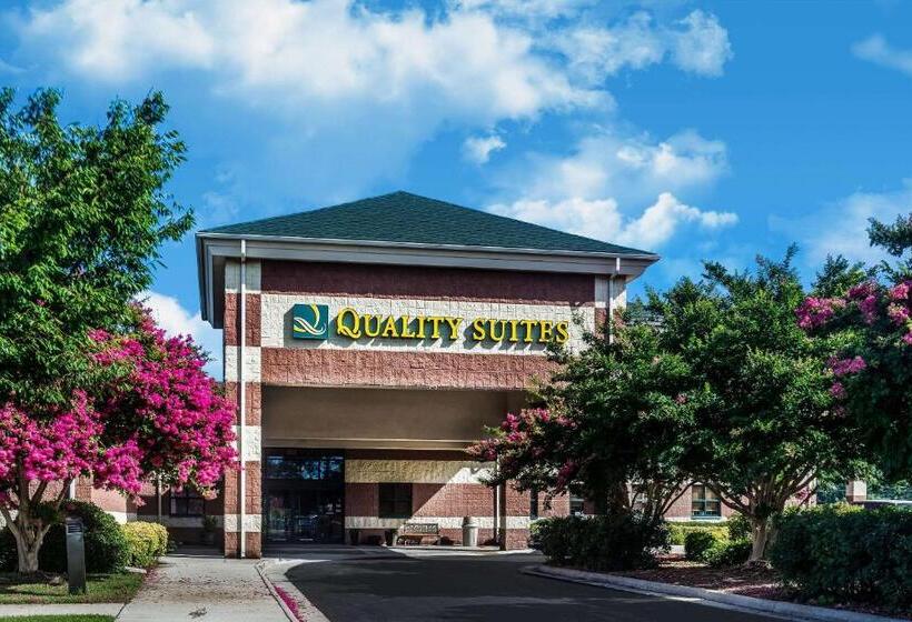 هتل Quality Suites Lake Wright  Norfolk Airport