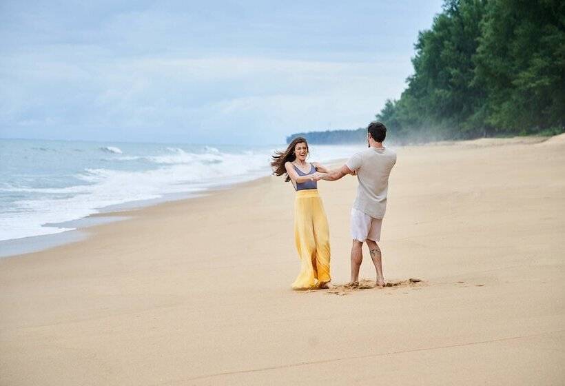 هتل Renaissance Phuket Resort & Spa