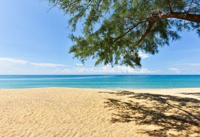 هتل Renaissance Phuket Resort & Spa