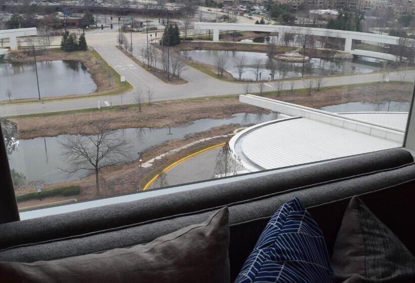 هتل Renaissance Schaumburg Convention Center