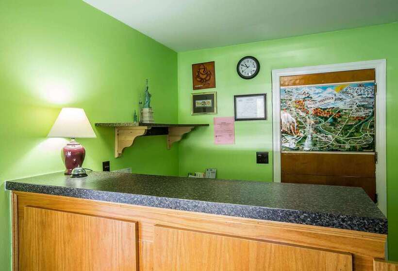 هتل Rodeway Inn Lincoln I 93