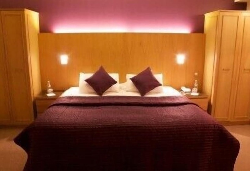 هتل Rooms At 1703