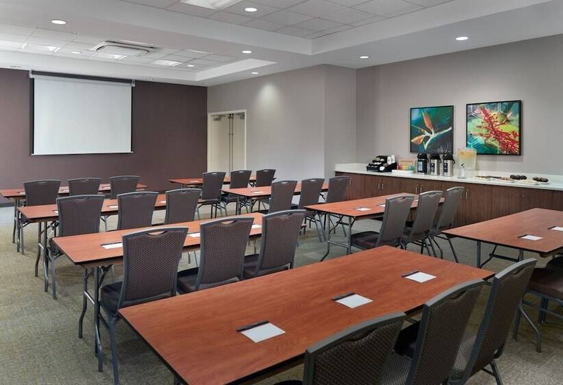 هتل Springhill Suites By Marriott Orlando At Seaworld
