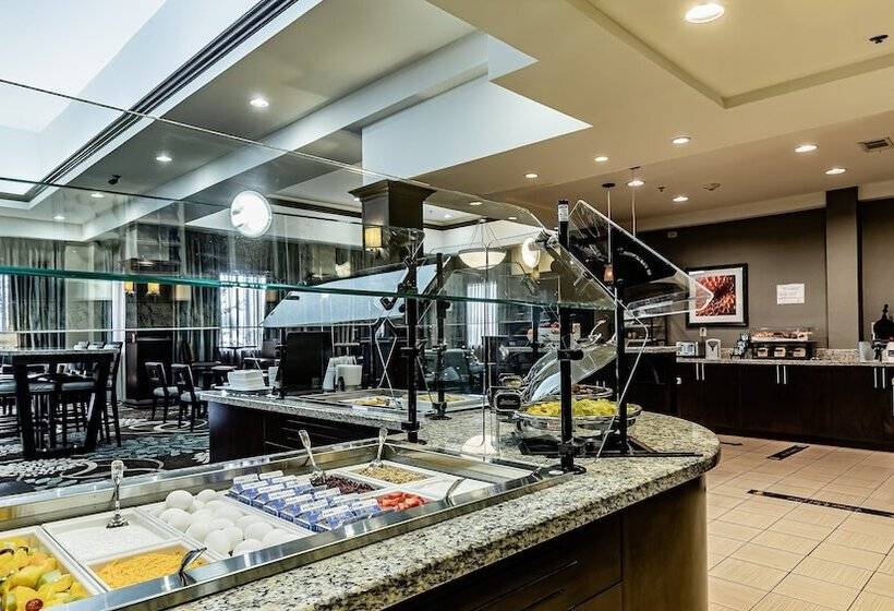 هتل Staybridge Suites Laredo, An Ihg