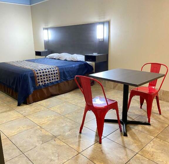 בית מלון כפרי Texas Inn & Suites Mcallen