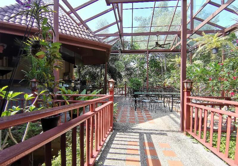 هتل Thai Modern Resort & Spa Newly Renovated