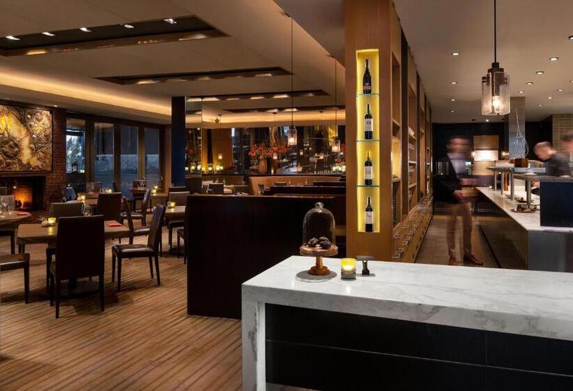 هتل The Westin Verasa Napa
