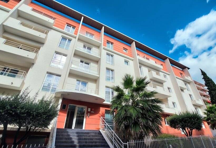 هتل Zenitude Hôtel Résidences Béziers Centre