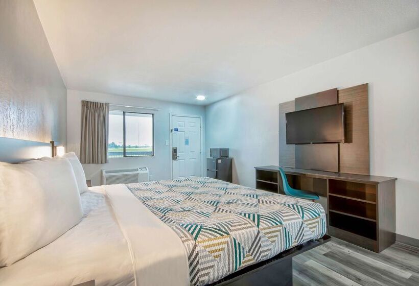 Motel 6 Texarkana, Tx