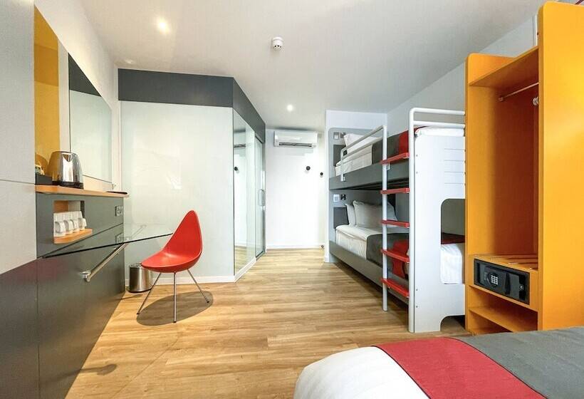 Sleeperz Hotel Cardiff