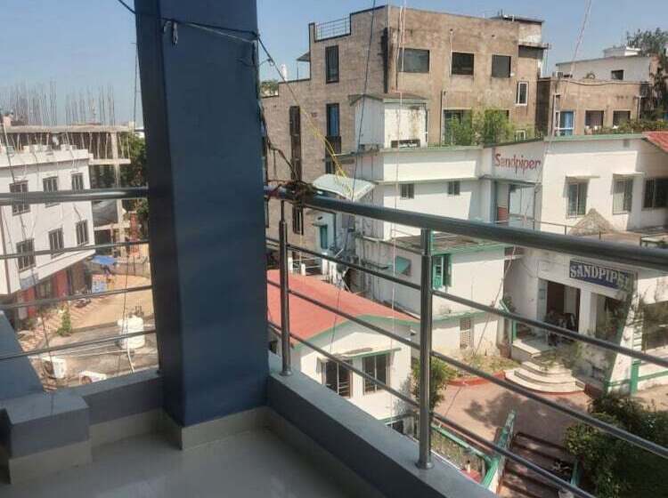 هتل Goroomgo Marine Blue Swimming Pool Digha