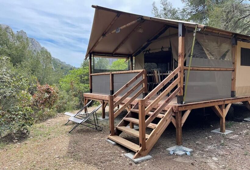 リゾートホテル Camping Maeva Respire La Vallée Heureuse