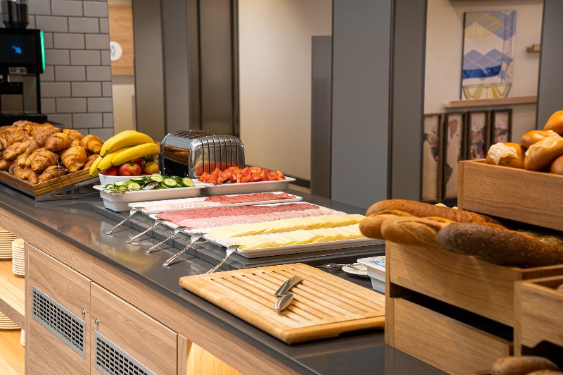 هتل Holiday Inn Express   Rosenheim, An Ihg
