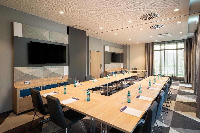 هتل Holiday Inn Express   Rosenheim, An Ihg